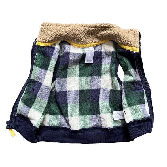 Carter's 3-Piece Fleece Outfit: 2 Vests and 1 Sweatpants, Size 3 Months - Picture 7 of 9
